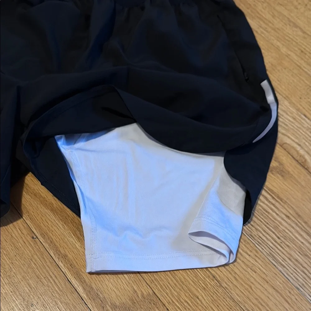 SHEIN Black and White Athletic Shorts with Compression Layer - Picture 7 of 10
